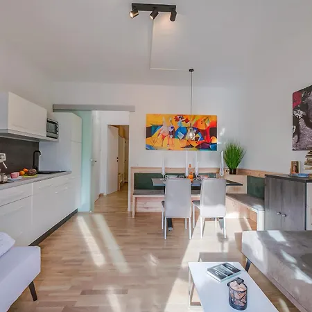 Trudy's House - Hilly Area - Happy Διαμέρισμα